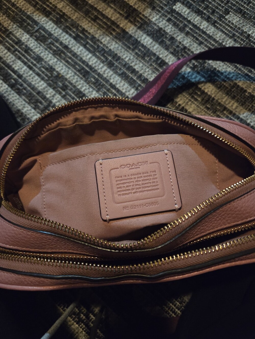 Coach Jes C5805 Pink Gold Pebbled Leather Camera Crossbody Bag Reversible Strap - Picture 11 of 16